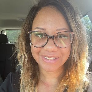 Meet your Posher, Carmen